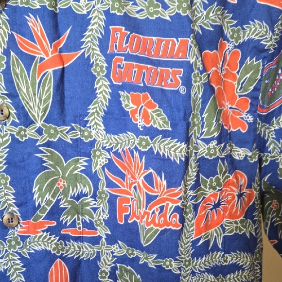 Vibrant Florida Gators Blue and Orange Men's Hawaiin Shirt - Picture 6 of 14